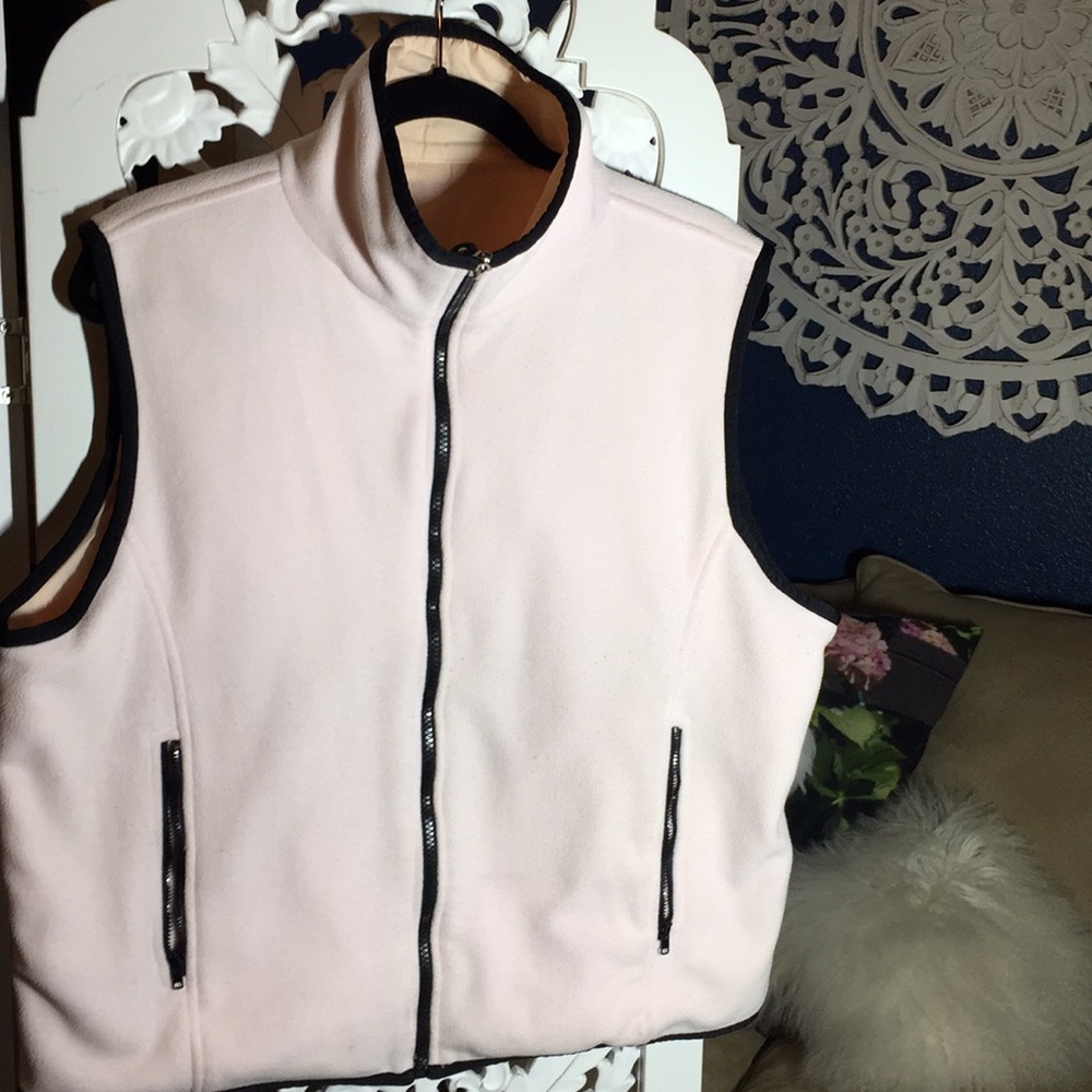 FUDA Woman’s Reversible Vest